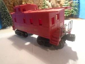 LIONEL LINES O & 027 GAUGE RED PLASTIC 6057 CABOOSE IN EXCELLENT CONDITIO 5-50-5 - Picture 1 of 17