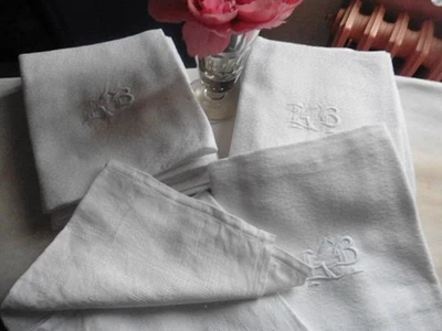 12 ANCIENNES SERVIETTES DE TABLE DAMASSE LIN BLAN X"LB"OURLETS JOURS 63X70 CM - Photo 1/4