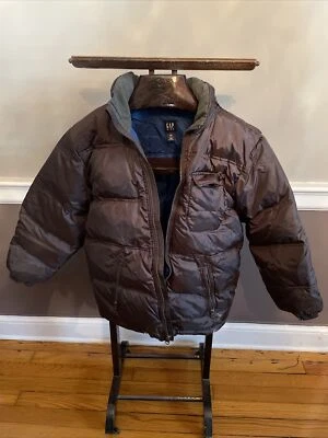 Chaqueta de plumón Gap para niños talla 10 marrón más cálida Foto 1 de 4