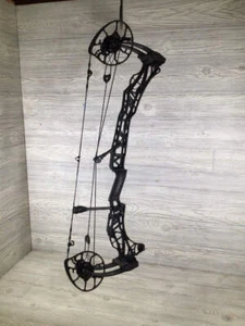 Mathews Lift 29.5 Left Handed Black - Picture 1 of 6