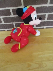 Muñeca Mickey Mouse BabyTouch Crawl 12" Peluche Musical/Iluminar/Risas/Rastrear 1999 - Imagen 1 de 8