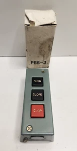 MMTC ESTACIÓN DE CONTROL DE 3 BOTONES PBS-3 - Imagen 1 de 4