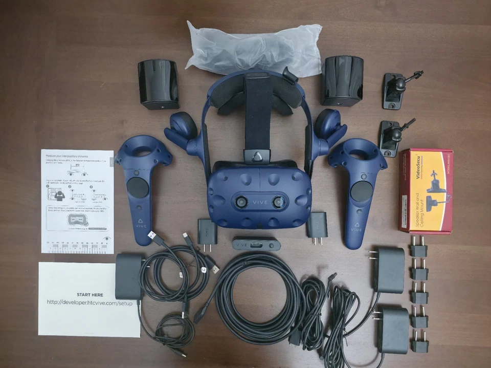 HTC VIVE Pro 2 Full Kit VR System, limited edition full blue - Developer Edition - Image 1 of 4