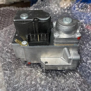 ALTO SHAAM/HONEYWELL VÁLVULA GAS CONTROLADA FLG PARTE # VA-35254 O VK4115V 1212 4 - Imagen 1 de 4