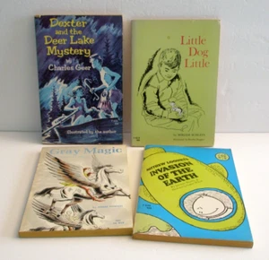 4 Scholastic Books Invasion of Earth Gray Magic Little Dog Dexter Deer 1960's - Imagen 1 de 6
