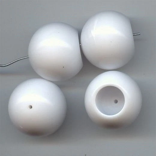6 ACRÍLICO BLANCO VINTAGE 22mm. TAPAS DE CUENTAS DE BOLAS LISAS REDONDAS GRANDES 6676 Foto 1 de 1