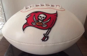 NFL Signature Series Full Size Rawlings Football Tampa Bay Buccaneers - Picture 1 of 5