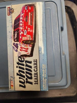 1997 Dale Jarrett #32 White Rain ação escala 1/24 NASCAR banco fundido - Imagem 1 de 4