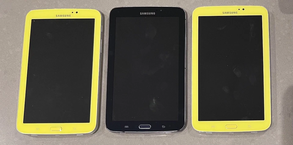 Lote defectuoso - Samsung Galaxy Tab 3 SM-T2105 amarillo + T217S Foto 1 de 4