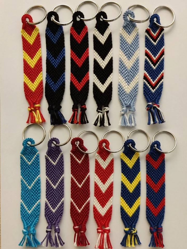 Portachiavi macramè fatto a mano - Squadre calcio - Immagine 1 di 1