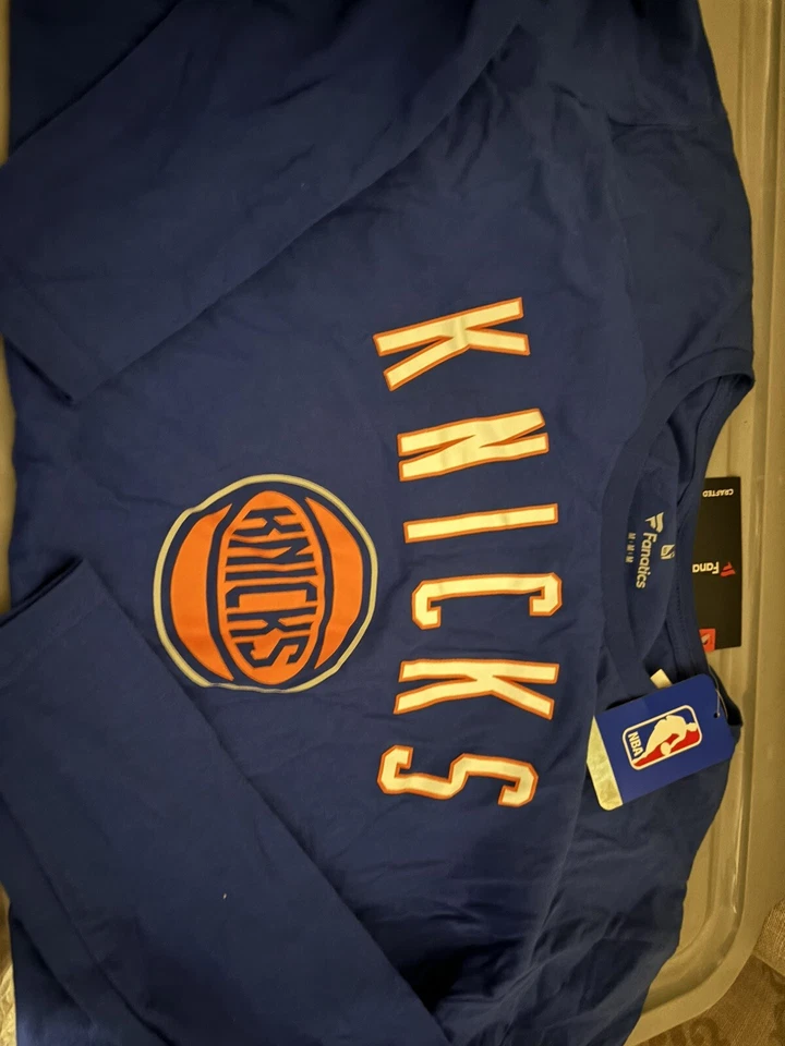 New York Knicks NBA Long Sleeve Blue Women’s T Shirt Large - Image 1 of 1