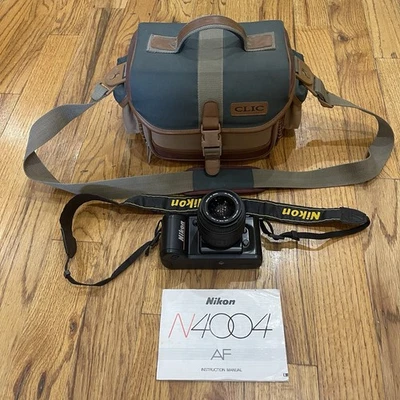 Cámara fotográfica Nikon N4004 AF 35 mm vintage con zoom SIGMA UC 28-70 mm hecha en Japón Foto 1 de 4