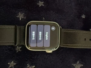 Apple Watch SE (Nike) - Cellular, 40mm, Silver Aluminum Case - Photo 1 sur 9