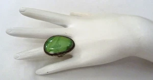 VINTAGE NAVAJO GRÜNER GASPEIT EDELSTEIN SEILBESATZ STERLINGSILBER RING GRÖSSE 5,5 - Bild 1 von 9