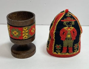 Vintage European Wood Egg Cup Embroidered Warmer Cover Folk Art Scandinavian - Picture 1 of 6