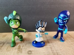Konvolut 3 PJ Masks Figuren Gecko Romeo Catboy Actionfigur  - Bild 1 von 12
