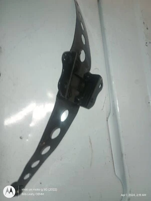 1971 1972 1973 1974 1975 Kawasaki F7 175 guardabarros delantero soporte y montaje... Foto 1 de 3