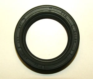 TRIUMPH HERALD,SPITFIRE,GT6 & VITESSE REAR GEARBOX OIL SEAL (NON OVERDRIVE) - Picture 1 of 1