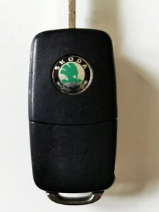 Original-Zubehör-Hersteller Skoda 3 Tasten Fernbedienung Flip-Anhänger, Hella HLO1J0959753AH, getestet #1 - Bild 1 von 4