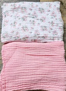 KYLE & DEENA Swaddle Baby Blankets Muslin White Pink Strawberries & Solid Pink - Picture 1 of 8