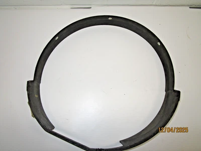 Extensión de la cubierta del ventilador Corvette 1973-1975 original como nuevo (350) Foto 1 de 4