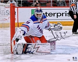 Henrik Lundqvist New York Rangers Autographed 16" x 20" Stick Save Photograph - Picture 1 of 1