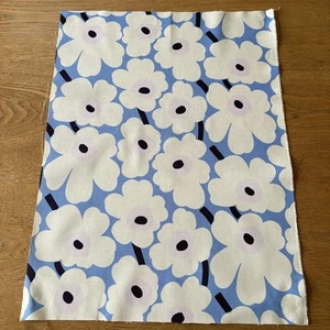 Marimekko Mini Unikko Fabric Sky Blue 49×37cm Cotton Textile Remnant - Picture 1 of 2