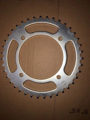 Piñón trasero de acero SunStar HOO-HA2-300R Honda nuevo Foto 1 de 4