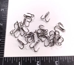 25ct SIZE 8 Treble Hooks * BLACK NICKEL * Fishing - SUPER SHARP! - Picture 1 of 3
