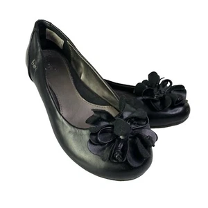 BOC Born Flat Shoes Black Flower Girl's Youth Slip On Size US 3 EU 34 - Picture 1 of 10