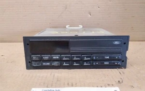1993 FORD CROWN VICTORIA 4.6L AM FM RADIO ID-F3AF-19B131-AD - Picture 1 of 8