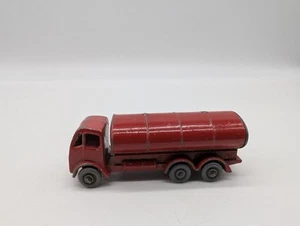 Matchbox Lesney #11-B Esso Road Tanker - Picture 1 of 6