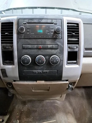 Ram1500 Sku 2010 Ram1500 control de temperatura/calentador/aire acondicionado trasero #4294746 Foto 1 de 4