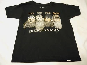Jungen T-Shirt Gr. XS 4/5 Duck Dynasty schwarz Duck Duck Goose - Bild 1 von 1