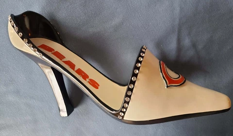 NFL Chicago Bears High Heel Rhinestone Stiletto Shoe Beer, Wine Bottle Holder Cover