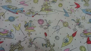 Vintage Retro Space, Alien, Dog, Cartoon Fabric Remnant (79cm x 107cm) - Picture 1 of 1