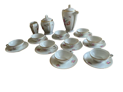 ANCIEN SERVICE A CAFE TASSE THÉIÈRE  POT A LAIT PORCELAINE DE LIMOGES SIGNE  - Photo 1/4