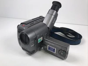 Sony Handycam Vision CCD-TRV22 8mm Video8 Camcorder Parts Or Repair - Picture 1 of 9