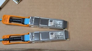 Genuine Cisco QSFP-40G-CSR4 10-2837-02 40GBASE-CSR4 850nm MPO 300m MMF Module - Zdjęcie 1 z 1