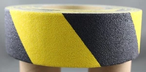Heavy Duty (Industrial Grade) Yellow/Black Grip Tape Aluminium Backing 50mmx3m - Picture 1 of 3