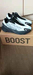 Adidas Yeezy Boost 700 Mnvn Blue Tint Size 8 - Picture 1 of 6
