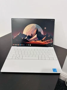 Dell XPS 13 9320 Laptop 13.4" 512GB SSD, Intel Core I5-1340p, 4.7GHz, 8GB RAM - Picture 1 of 10