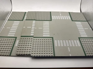 LEGO Vintage Piastra Base 32x32 Grigio Chiaro Intersezione 10"x10" - Foto 1 di 11