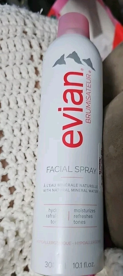Evian Facial Spray Natural Mineral Water Moisturizes Refreshes 10oz 300ml - Image 1 of 1