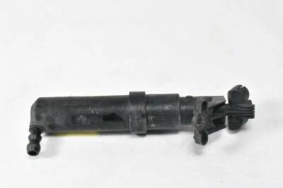 2005 Mercedes-Benz C240 DRIVER HEADLIGHT WASHER Nozzle  2038600547  - Image 1 of 4