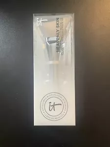 IT Cosmetics Heavenly Skin Skin-Hugging Foundation Brush No 707 NewInBox FreeSH - Picture 1 of 3