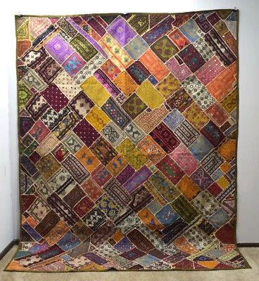 Cubierta de tiro de retazos bordados arte de pared cubierta de tiro bordada a mano Foto 1 de 4