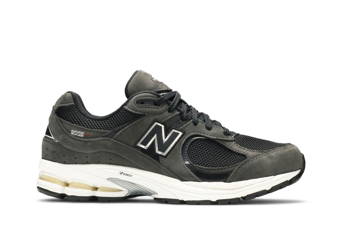 New balance ☆ M2002RLG ‘Black Grey’ New Balance 2002R GORE-TEX M2002RXT | SneakerNews.com