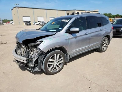 GRY RIGHT REAR DOOR TRIM PANEL 83701TG7A21ZC 2017 HONDA PILOT Foto 1 de 4