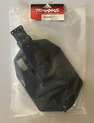 Traxxas Chassis Slash 5822A NEW - Image 1 of 3